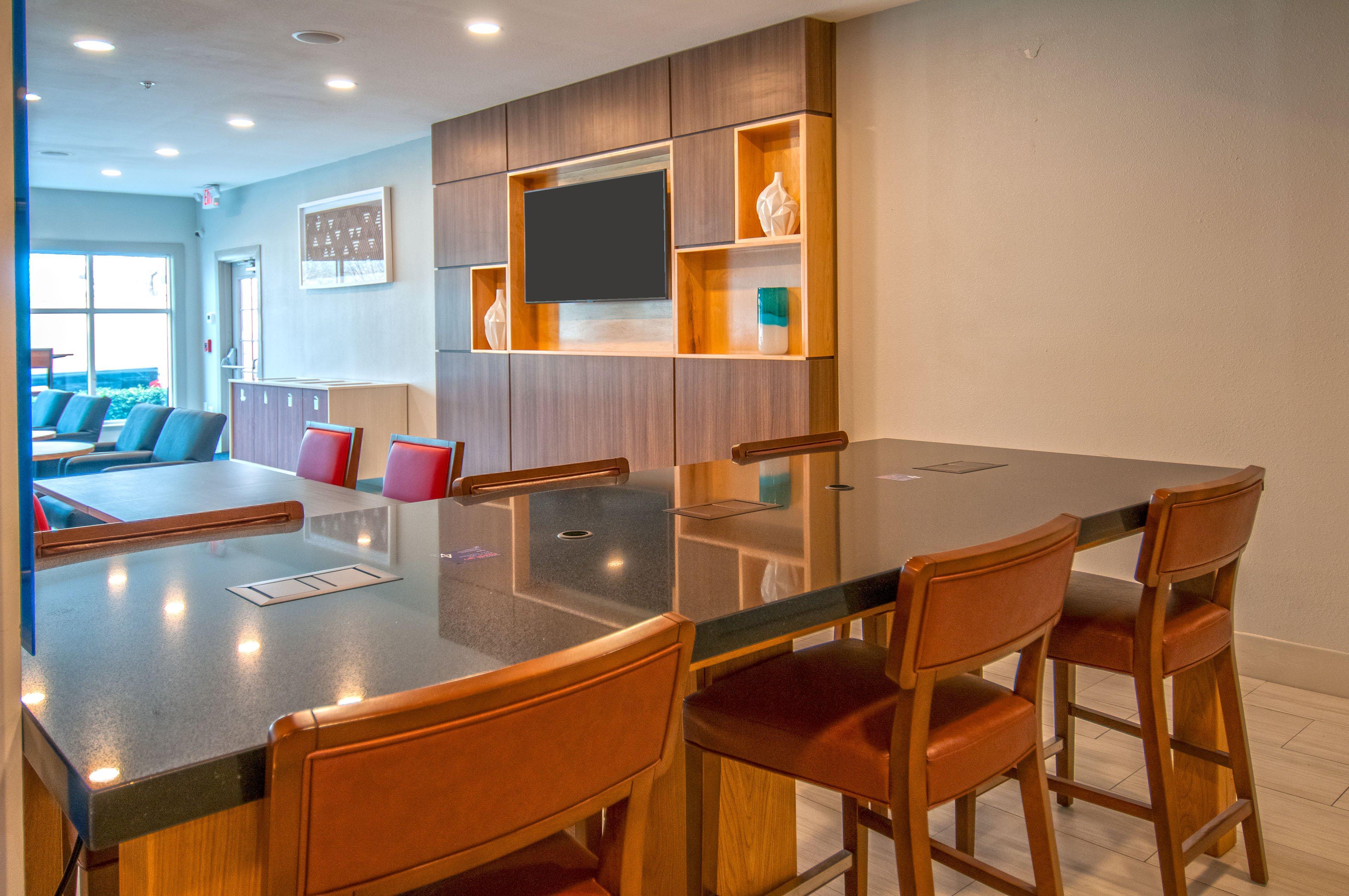 Holiday Inn Express Hotel & Suites Plano West - Frisco By Ihg Exteriér fotografie