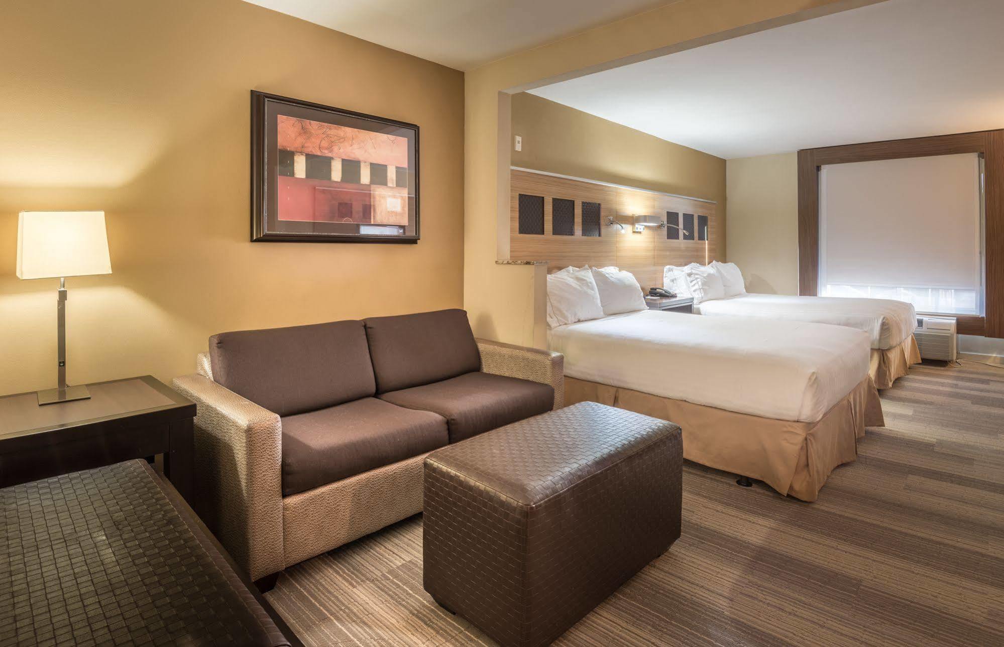 Holiday Inn Express Hotel & Suites Plano West - Frisco By Ihg Exteriér fotografie