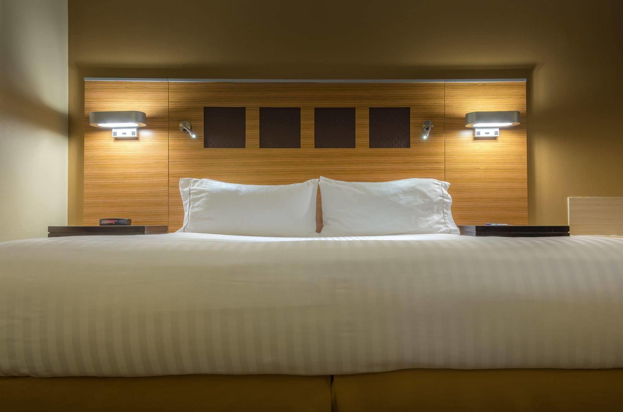 Holiday Inn Express Hotel & Suites Plano West - Frisco By Ihg Exteriér fotografie